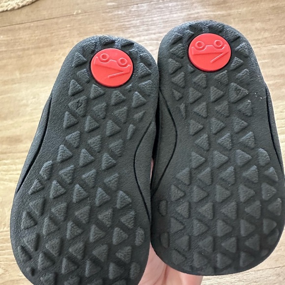 See Kai Run Girls Jane II black patent leather Mary Jane shoes, size 4 - Picture 4 of 4